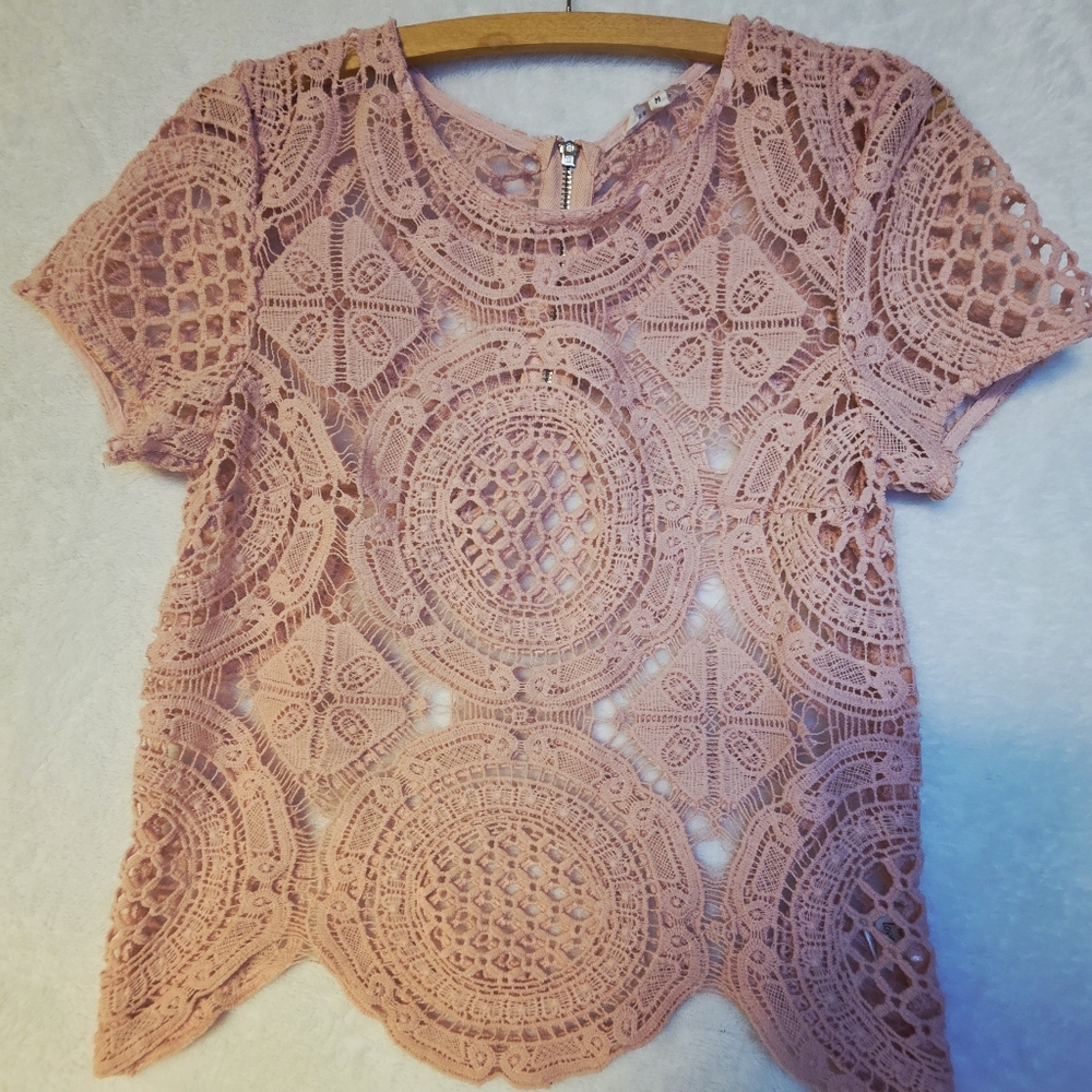 100% Cotton Pink Crochet Lace Top Zip Up Back Short Sleeve Tea N Cup Size Medium